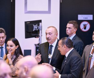 İlham Əliyev Ümumdünya İqtisadi Forumu çərçivəsində panel iclasda iştirak edib