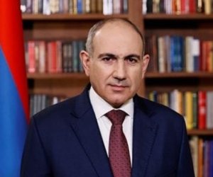 Пашинян отправился в Давос