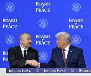 Aliyev meets Trump in Davos, joins Peace Council initiative