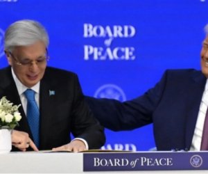 Qazaxıstan Sülh Şurasına üzvlük haqqı ödəmədən qoşulub