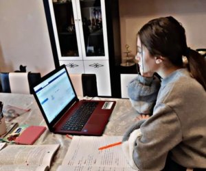 Школы в Тегеране переходят на дистанционное обучение