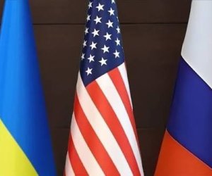 Переговоры Украины, России и США стартовали в Абу-Даби