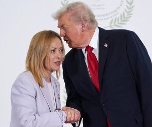 Trampla qarşıdurmaya getmək risklidir - İtaliyanın baş naziri