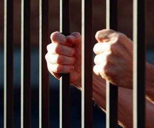 İraq əcnəbi məhbusları ölkələrinə təhvil verəcək