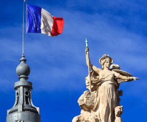 Во Франции откажутся от американских сервисов видеоконференций