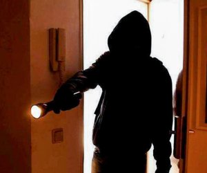 Qohumunun evindən 51 min manat oğurlayan şəxs saxlanılıb