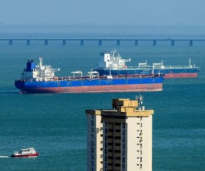 Венесуэльская нефть хлынула в США