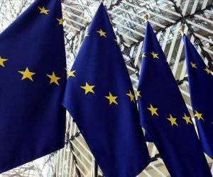 Россию и Иран бьют персональными санкциями