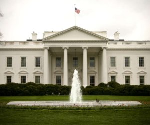 Трамп построит стадион перед Белым домом