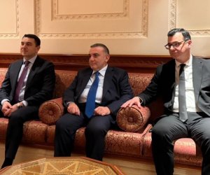 Adil Kərimli Omanda görüş keçirib