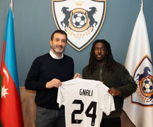 "Qarabağ" fransalı futbolçunu transfer edib