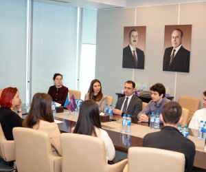 Azercell Gənclər Günü ərəfəsində Beynəlxalq İnformatika Olimpiadası üzrə milli komanda ilə görüş keçirib