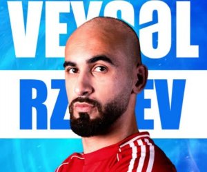 &ldquo;Kəpəz&rdquo;in futbolçusu Veysəl Rzayev Gəncədə bıçaqlanıb