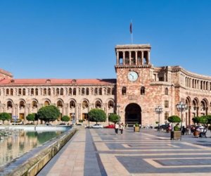 Ermənistanda yeni Konstitusiya mətni martda hazır olacaq - Nazir