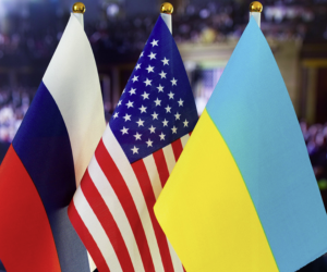 Əbu-Dabidə üçtərəfli görüş başlayıb