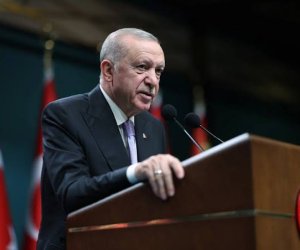 Ərdoğan Əliyevi "Zayed İnsan Qardaşlığı Mükafatı" alması münasibətilə təbrik edib