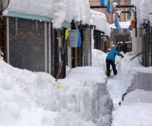 Число жертв снегопадов в Японии с 20 января достигло 45