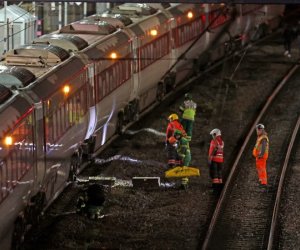 Londonda tələbələrə bıçaqlı hücum olub