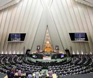 Парламент Ирана за закрытыми дверями обсудит переговоры с Америкой