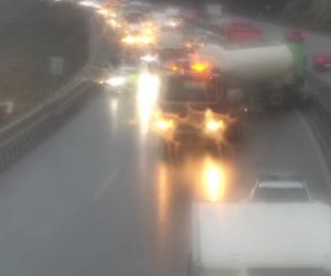 Bakı Dairəvi yolunda qəza sıxlığa səbəb olub