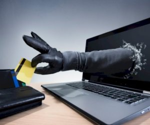 2024-cü ildə Azərbaycanda bank kartlarından 22 milyon manatdan çox vəsait oğurlanıb