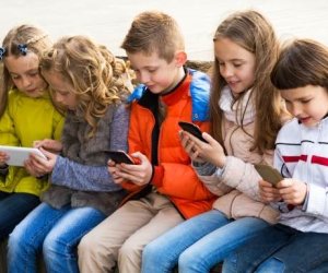 Azərbaycanda 63%dən çox uşaq sosial şəbəkə istifadə edir - Rəsmi