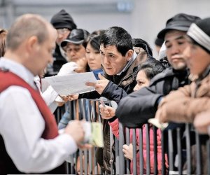 Россия ужесточает требования для мигрантов