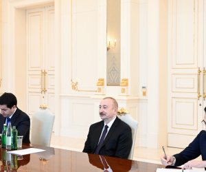 
İlham Əliyev Ərəb Parlamentinin prezidentini qəbul edib