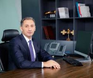 Nazir: rəqəmsal iqtisadiyyat ənənəvi iqtisadiyyatı üstələyir