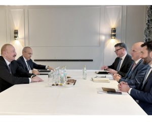 Президент Ильхам Алиев в Мюнхене встретился с генеральным директором корпорации Oracle