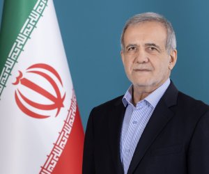 Sülh və sabitliyə çalışan region ölkələrinin addımları alqışalayiqdir &ndash; Pezeşkian