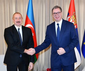 İlham Əliyev Vuçiçə təbrik məktubu ünvanlayıb