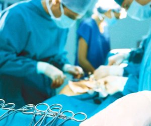 Bakıda estetik əməliyyat etdirən 43 yaşlı qadın ölüb