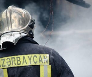 Gəncədə evdə yanğın olub, tüstüdən zəhərlənənlər var