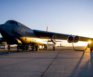 СМИ: Британия не позволит США использовать свои базы для удара по Ирану