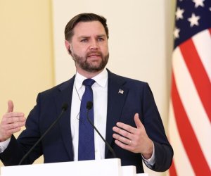 Vens Azərbaycan və Ermənistana təşəkkür edib