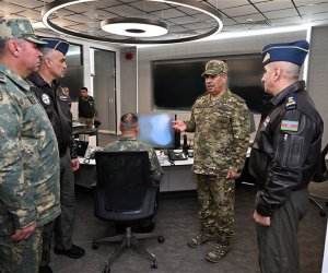 Закир Гасанов проверил ПВО