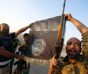 Из лагеря ИГИЛ в Сирии массово бежали десятки тысяч заключенных