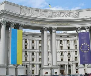 Киев ответил на ультиматумы Венгрии и Словакии