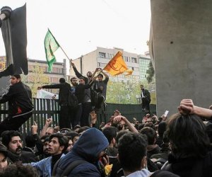 İranda etirazlar zamanı 27 tələbə öldürülüb