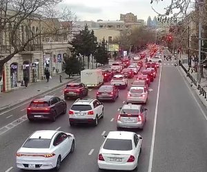 Bəzi yollarda tıxac var - Siyahı