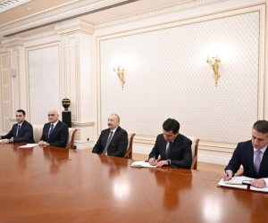 İlham Əliyev İran nümayəndə heyətini qəbul edib