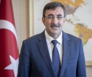 Джевдет Йылмаз посетит Азербайджан