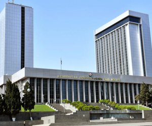 Milli Məclisin növbəti iclası başlayıb