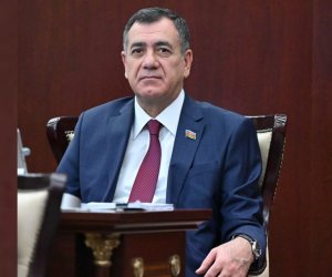 Süni intellektlə bağlı məlumat oğurluqları cəzaların sərtləşdirilməsini tələb edir - Deputat