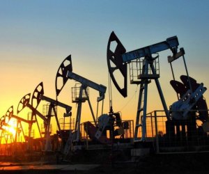 Цены на нефть на мировых рынках растут