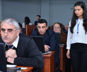 В Азербайджане начнется прием заявок на должности директоров школ