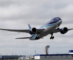 Bakı-Dubay və Bakı-Ciddə reysləri İran hava məkanının bağlı olması səbəbindən geri qayıdıb