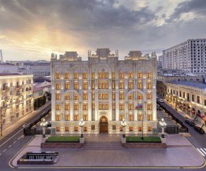 Vilayət Eyvazovun Yevlaxda vətəndaş qəbulu təxirə salınıb