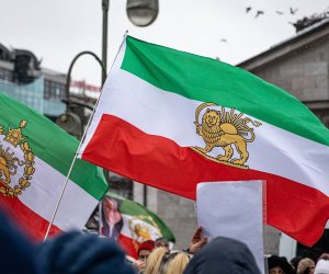 В Багдаде протесты: сторонники Ирана направились к посольству США